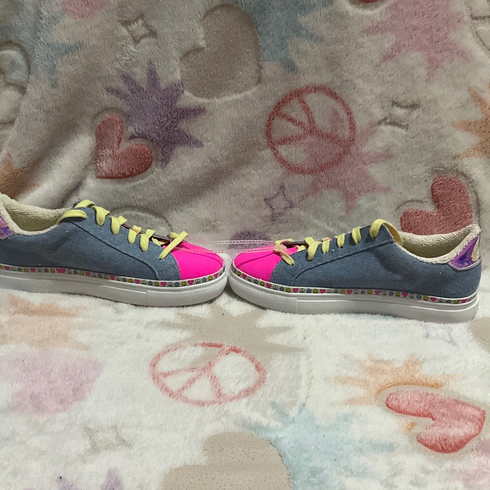 Steve Madden Neon Pink‎ and Denim Blue Sneakers - Picture 2 of 2